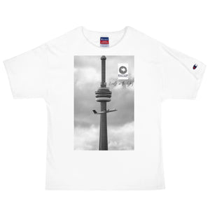 Toronto | Needle in the Sky  Sixtineapparel White  